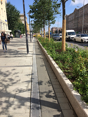 Линейный водоотвод Standartpark в рамках проекта «Моя улица» Садовое кольцо – Новый арбат